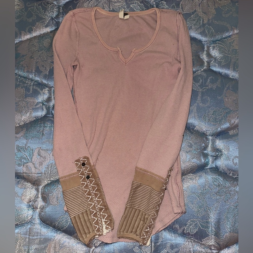 Pink cuff free people S